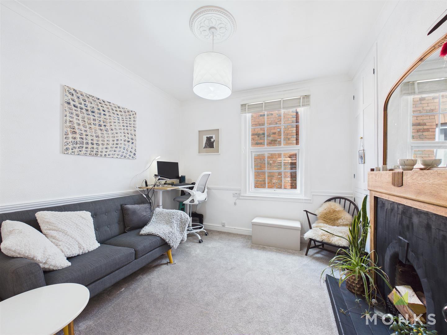 2 The Hollies , Oswestry, SY11 4EH For Sale